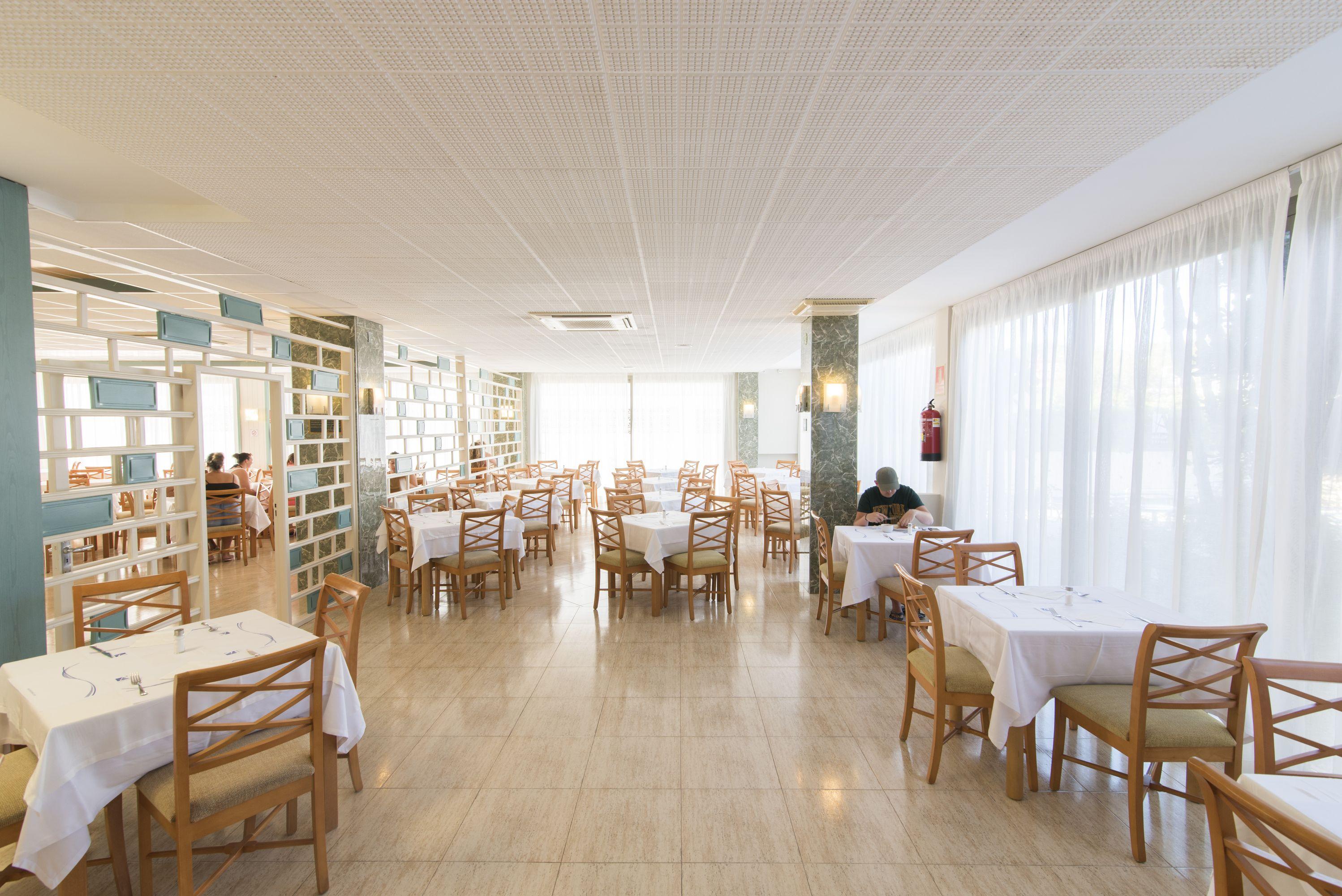 Azuline Hotel S'Anfora & Fleming (Adults Only) Sant Antoni de Portmany Екстериор снимка
