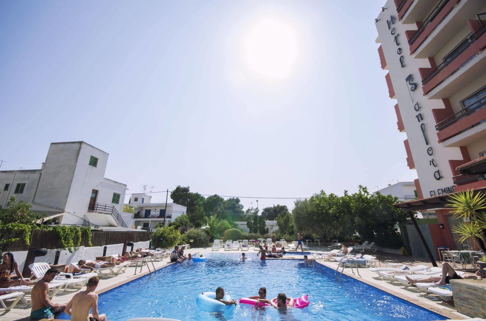 Azuline Hotel S'Anfora & Fleming (Adults Only) Sant Antoni de Portmany Екстериор снимка